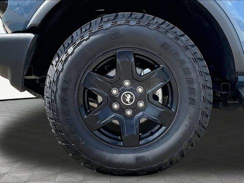 Certified 2025 Ford Bronco Outer Banks AWD/4WD image 9