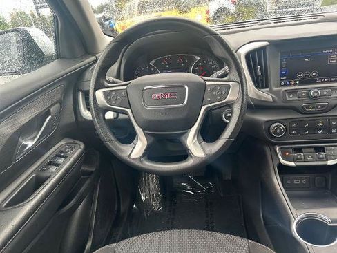 Used 2024 GMC Terrain SLE AWD/4WD image 9