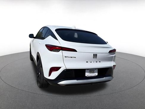 Used 2025 Buick Envista Sport Touring image 4
