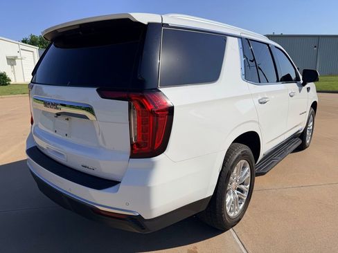 Used 2023 GMC Yukon SLT w/ SLT Premium Package AWD/4WD image 4