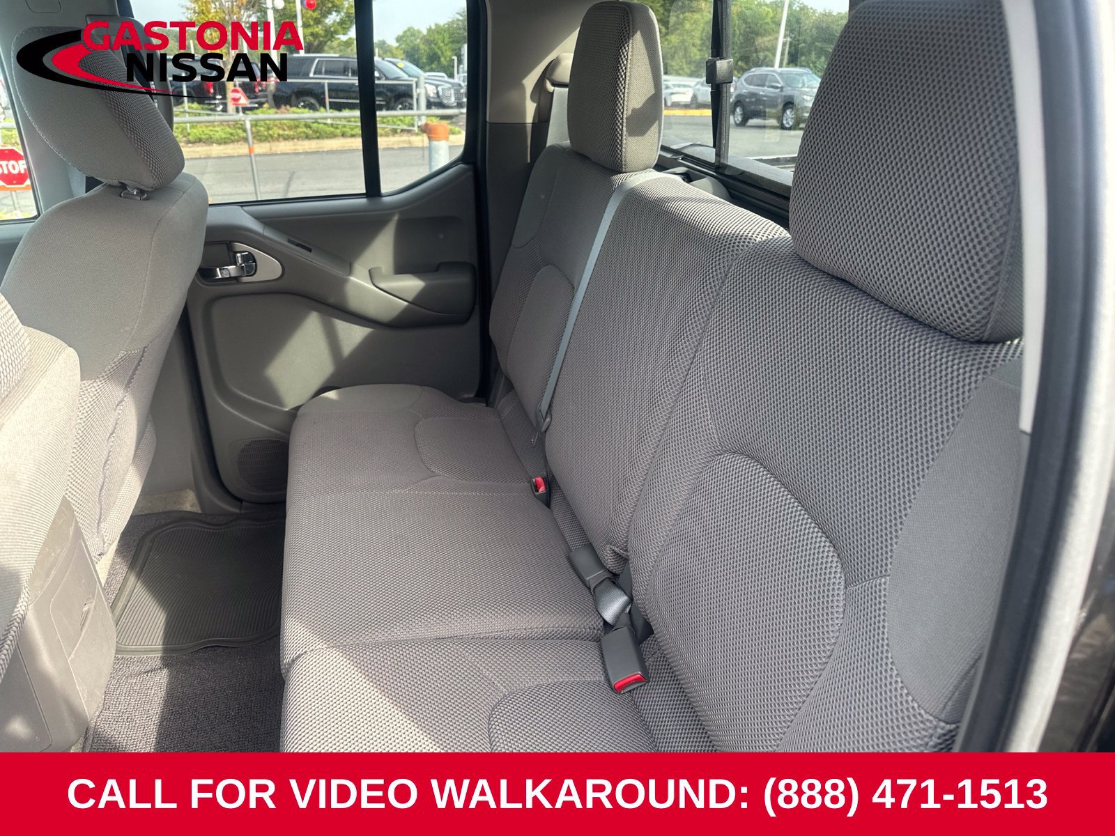 Used 2016 Nissan Frontier SV AWD/4WD image 11