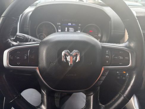 Used 2019 RAM 1500 Laramie image 17