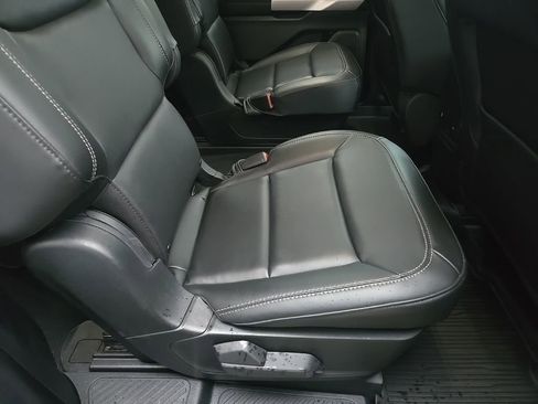 Used 2023 Ford Explorer XLT w/ Equipment Group 202A image 79