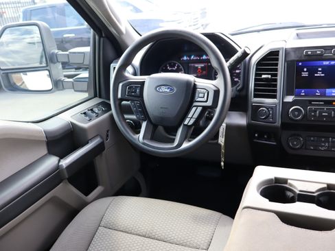 Used 2022 Ford F350 XLT image 15