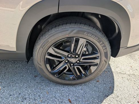 New 2026 Chevrolet Trax ACTIV image 13