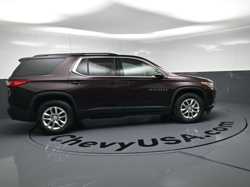 Used 2020 Chevrolet Traverse LT FWD image 10