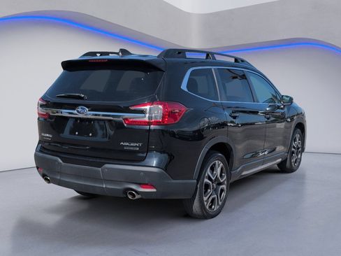 Used 2023 Subaru Ascent Limited AWD/4WD image 3