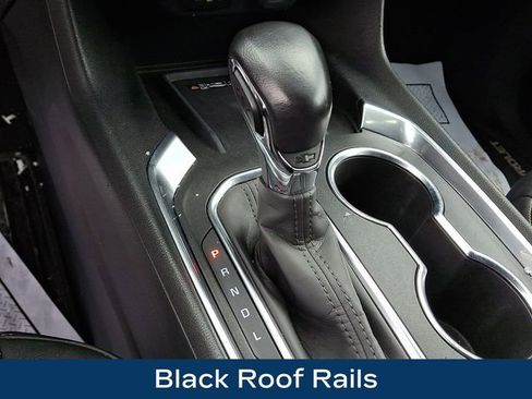 Used 2022 Chevrolet Traverse LT w/ Midnight/Sport Edition image 19