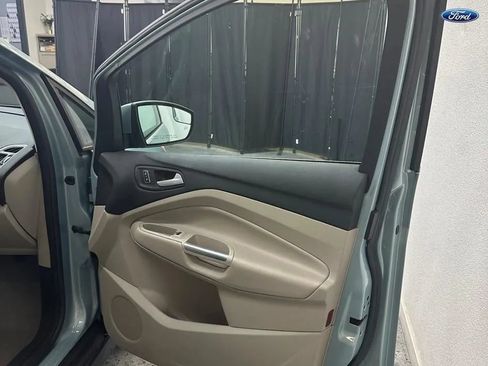 Used 2013 Ford C-MAX Energi SEL FWD image 17