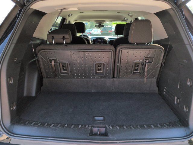 Used 2020 Chevrolet Traverse LT FWD image 12