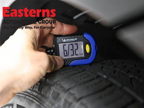 Used 2022 Kia Telluride LX image 26