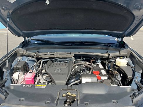 Used 2025 Toyota Grand Highlander FWD image 37