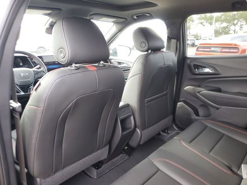 New 2026 Chevrolet Trax RS w/ Sunroof Package image 10