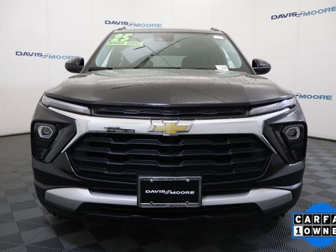 Used 2025 Chevrolet TrailBlazer LT image 13