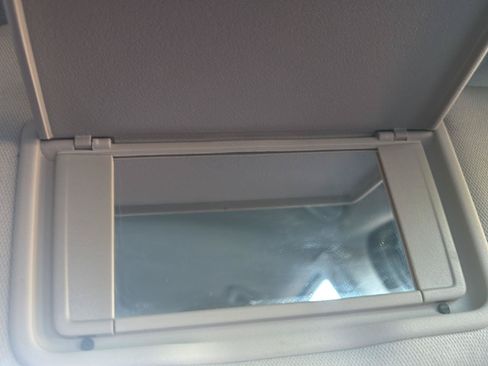 Used 2018 Honda HR-V LX image 14