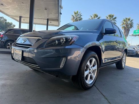 Used 2013 Toyota RAV4 EV image 2