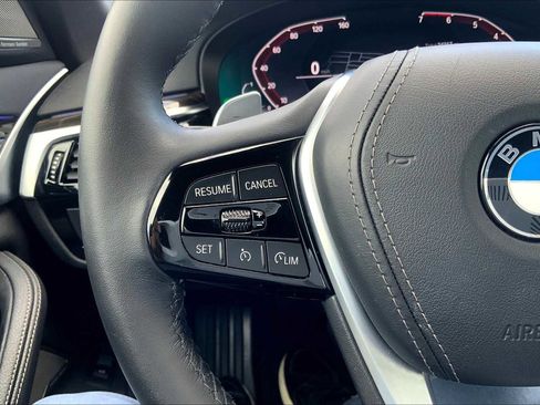 Used 2023 BMW 530i w/ Premium Package image 41