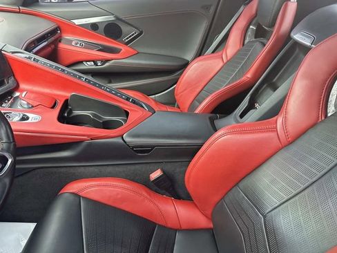 Used 2023 Chevrolet Corvette Stingray Premium Conv w/ Z51 Performance Package image 19