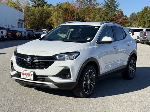 Used 2022 Buick Encore GX Select image 1