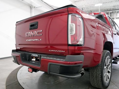 Used 2021 GMC Canyon Denali AWD/4WD image 35