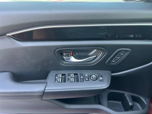 Used 2024 Honda Pilot Touring image 18