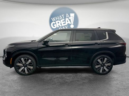 New 2026 Mitsubishi Outlander SE AWD/4WD image 7