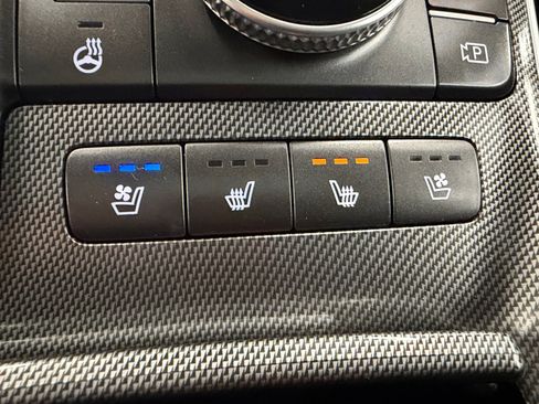 Used 2023 Hyundai Santa Fe Limited image 28