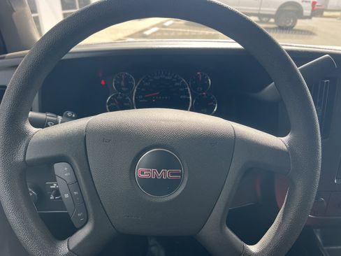 Used 2024 GMC Savana 2500 w/ Driver Convenience Package image 23