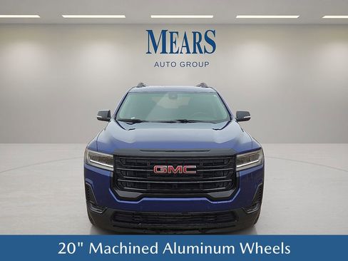 Used 2023 GMC Acadia SLE w/ Driver Convenience Package image 9