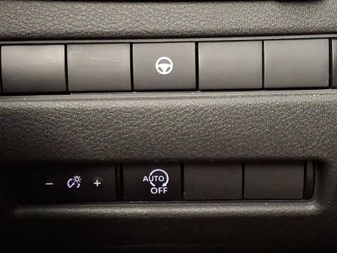 Used 2023 Nissan Rogue SV AWD/4WD image 25
