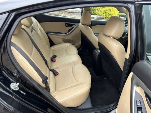 Used 2013 Hyundai Elantra Limited FWD image 24