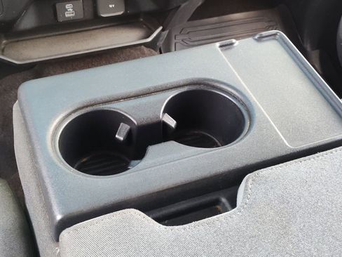 Used 2021 Ford F150 XLT image 24