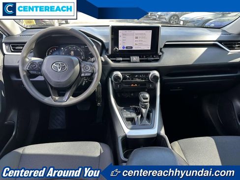 Used 2024 Toyota RAV4 LE AWD/4WD image 11