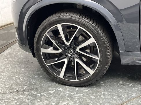 Used 2022 Volvo XC90 T6 Momentum w/ Advanced Package AWD/4WD image 37