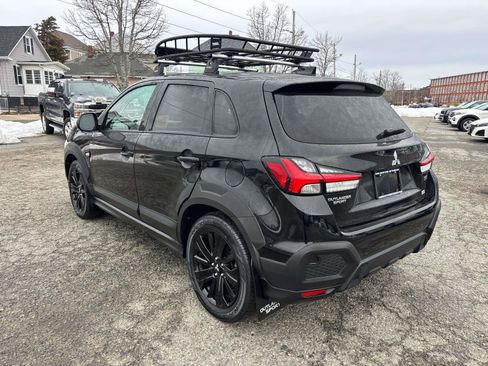 Used 2024 Mitsubishi Outlander Sport AWD image 3