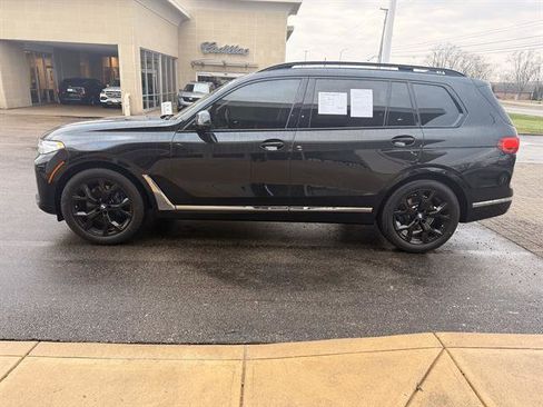 Certified 2022 BMW X7 xDrive40i w/ Executive Package image 7