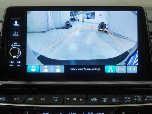 New 2026 Honda Odyssey Touring image 39