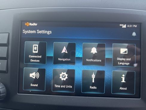 Used 2023 Mercedes-Benz Metris Passenger image 34