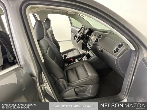 Used 2012 Volkswagen Tiguan S AWD/4WD image 14
