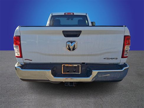 Used 2024 RAM 2500 Tradesman w/ Chrome Appearance Group image 5