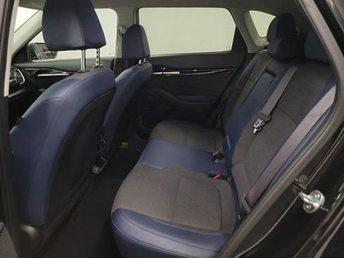 Certified 2024 Kia Seltos S FWD image 11