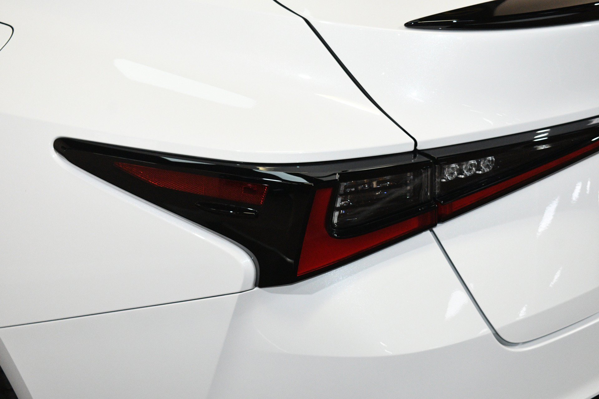 Used 2025 Lexus IS 350 F Sport RWD image 60
