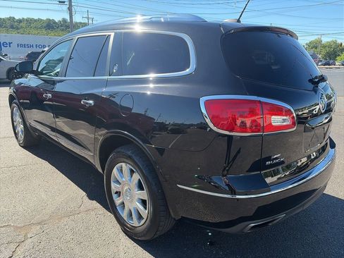 Used 2017 Buick Enclave Leather FWD image 5