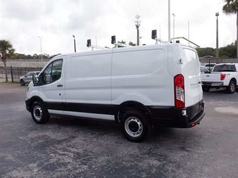 Used 2024 Ford Transit 150 Low Roof RWD image 3