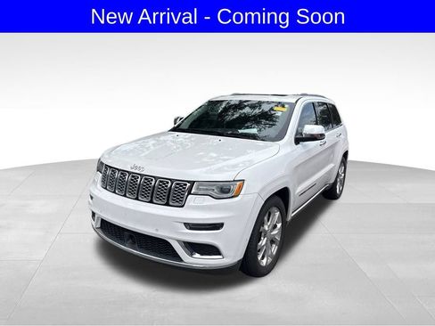 Used 2019 Jeep Grand Cherokee Summit AWD/4WD image 2