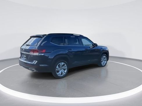 Certified 2021 Volkswagen Atlas SE w/ Panoramic Sunroof Package image 8