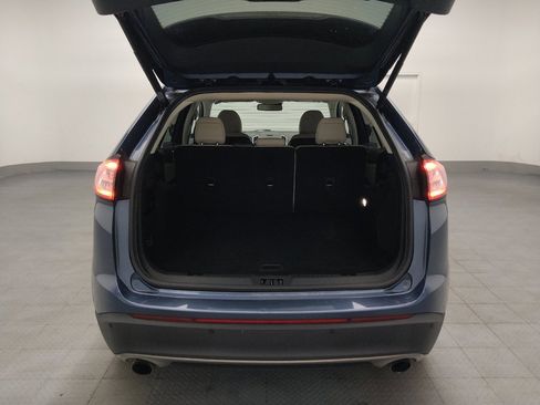 Used 2018 Ford Edge Titanium w/ Ford Safe & Smart Package FWD image 29