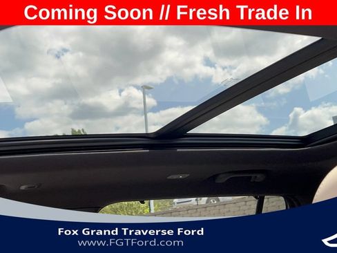 Used 2025 Jeep Grand Cherokee L Limited w/ Luxury Tech Group II AWD/4WD image 6