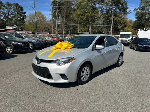 Used 2016 Toyota Corolla L image 1