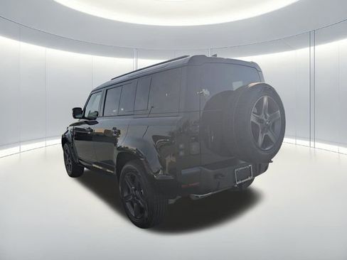 New 2026 Land Rover Defender 110 X-Dynamic SE AWD/4WD image 7